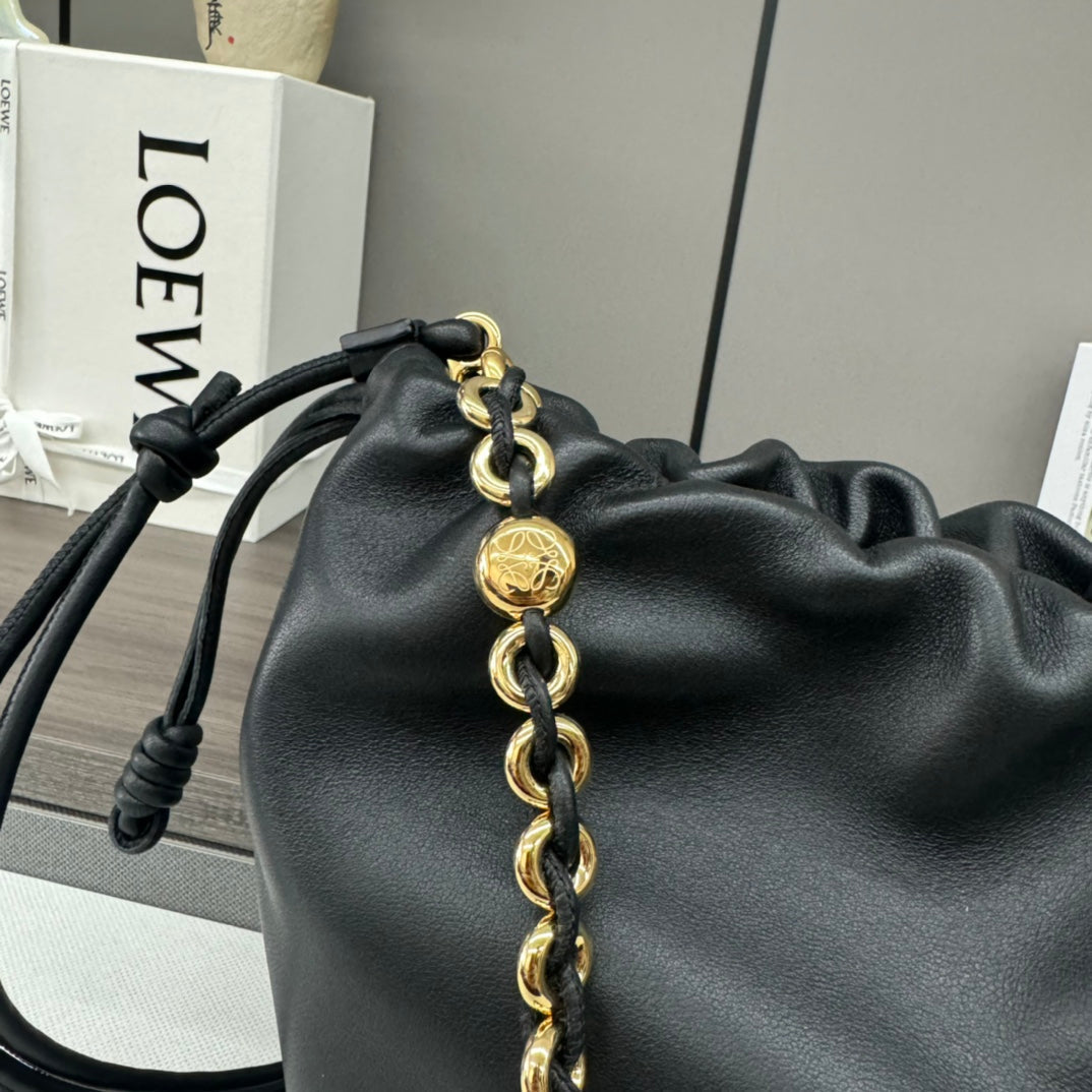 LOEWE LOE 32 FLAMENCO PURSE BUCKET IN BLACK LAMBSKIN