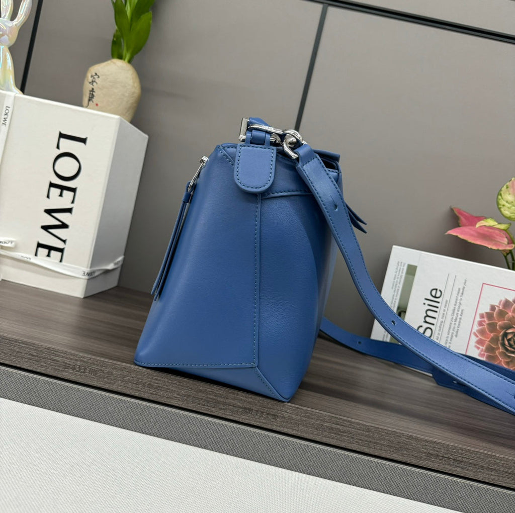LOEWE LOE PUZZLE 33 BAG IN COBALT BLUE CALFSKIN