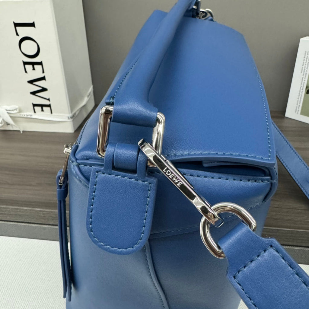 LOEWE LOE PUZZLE 33 BAG IN COBALT BLUE CALFSKIN