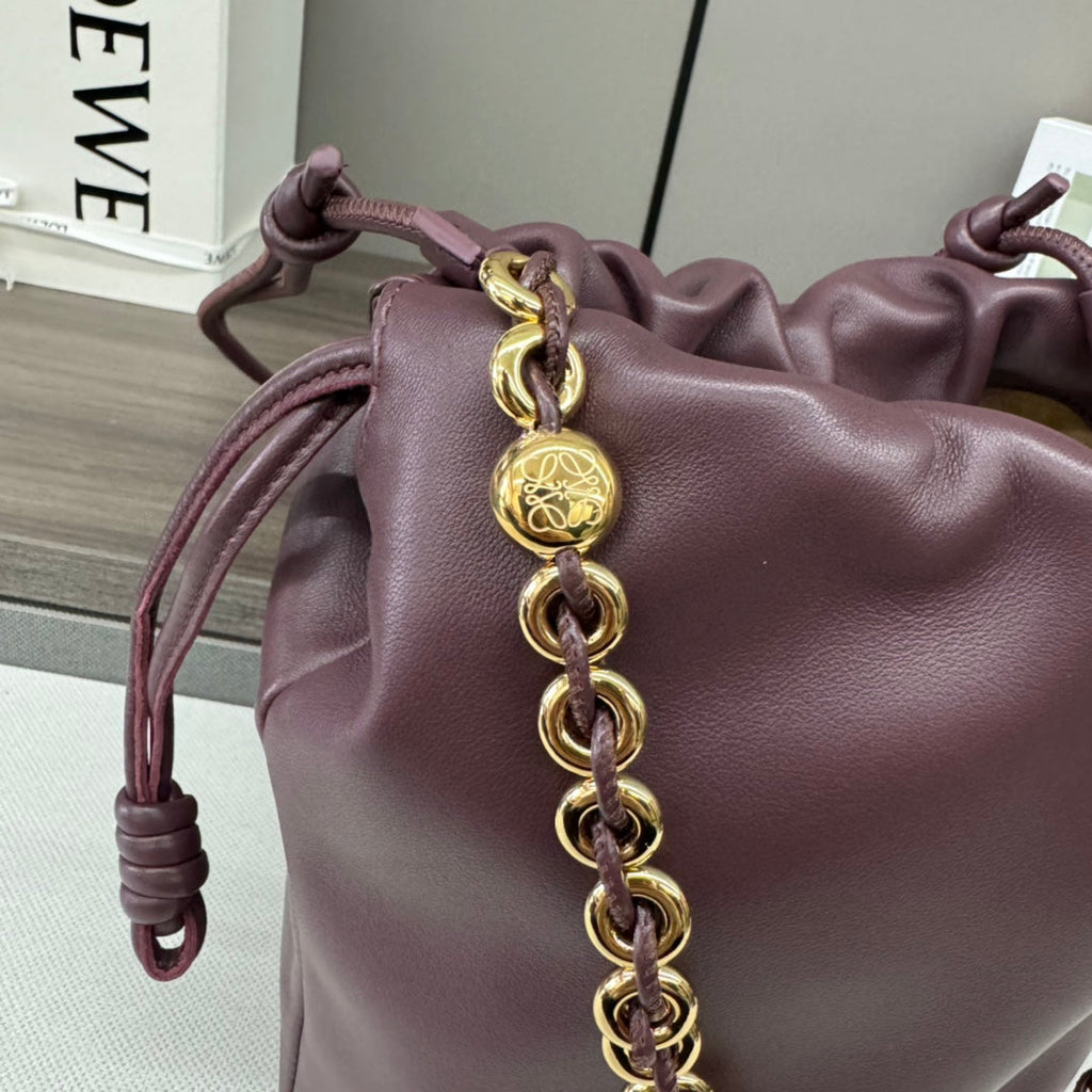 LOEWE LOE 32 FLAMENCO PURSE BUCKET IN CHESTNUT BROWN LAMBSKIN