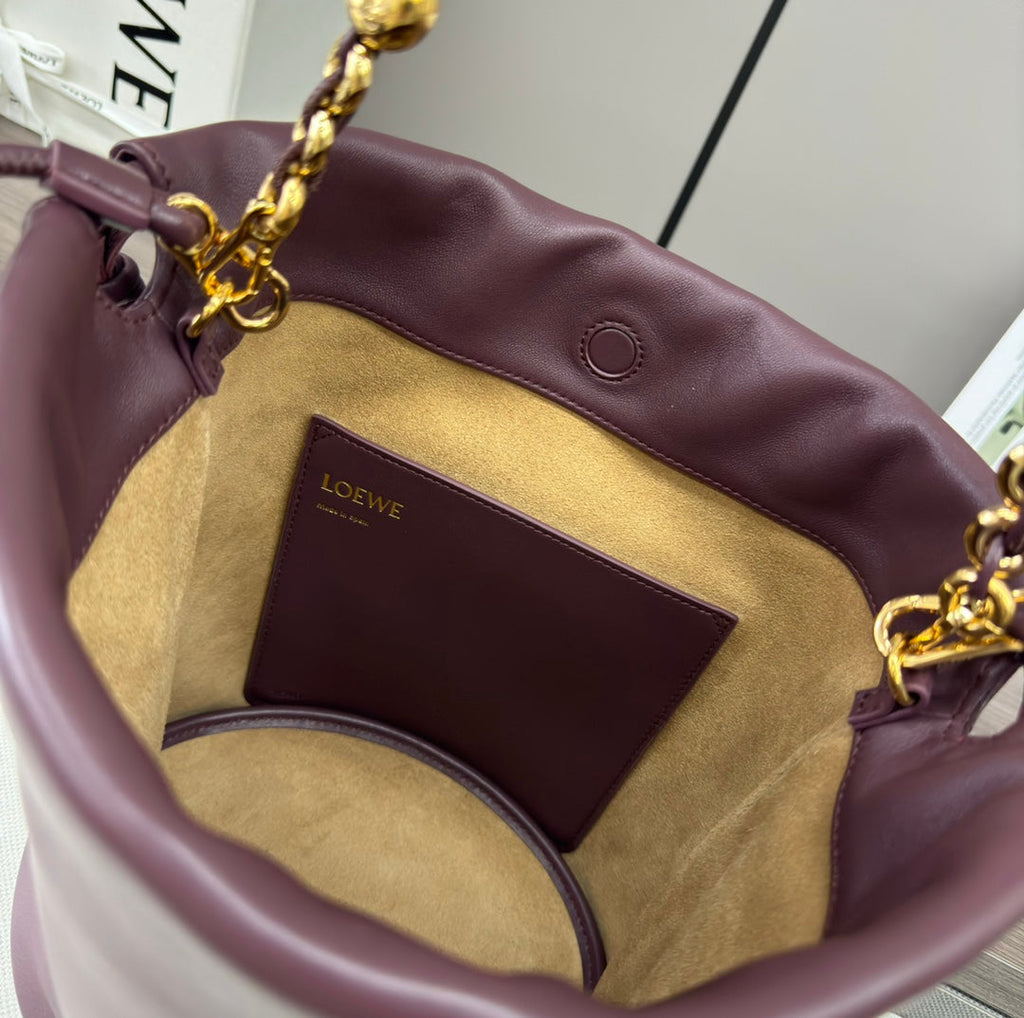 LOEWE LOE 32 FLAMENCO PURSE BUCKET IN CHESTNUT BROWN LAMBSKIN