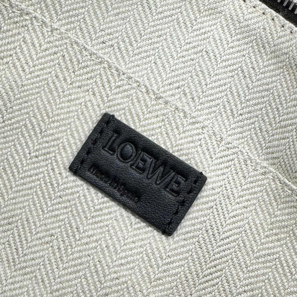 LOEWE PUZZLE FOLD WASH 22 BAG IN BLACK SHINY CALFSKIN