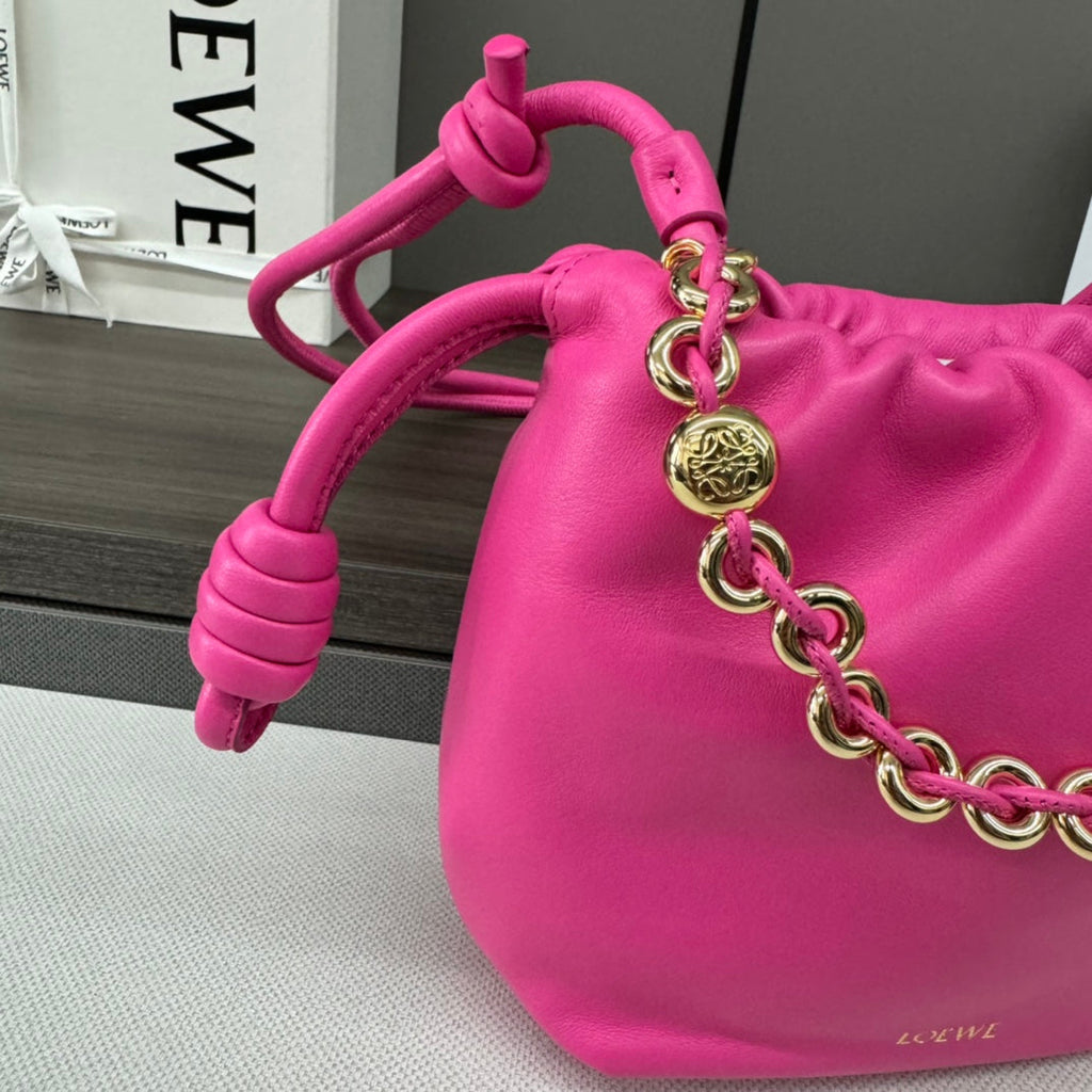 LOEWE LOE 23 FLAMENCO PURSE BUCKET IN FUSICA PINK LAMBSKIN