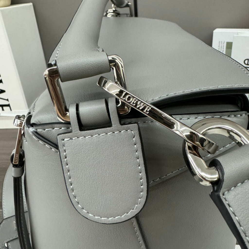 LOEWE LOE PUZZLE LARGE 36 BAG IN GRAY CALFSKIN