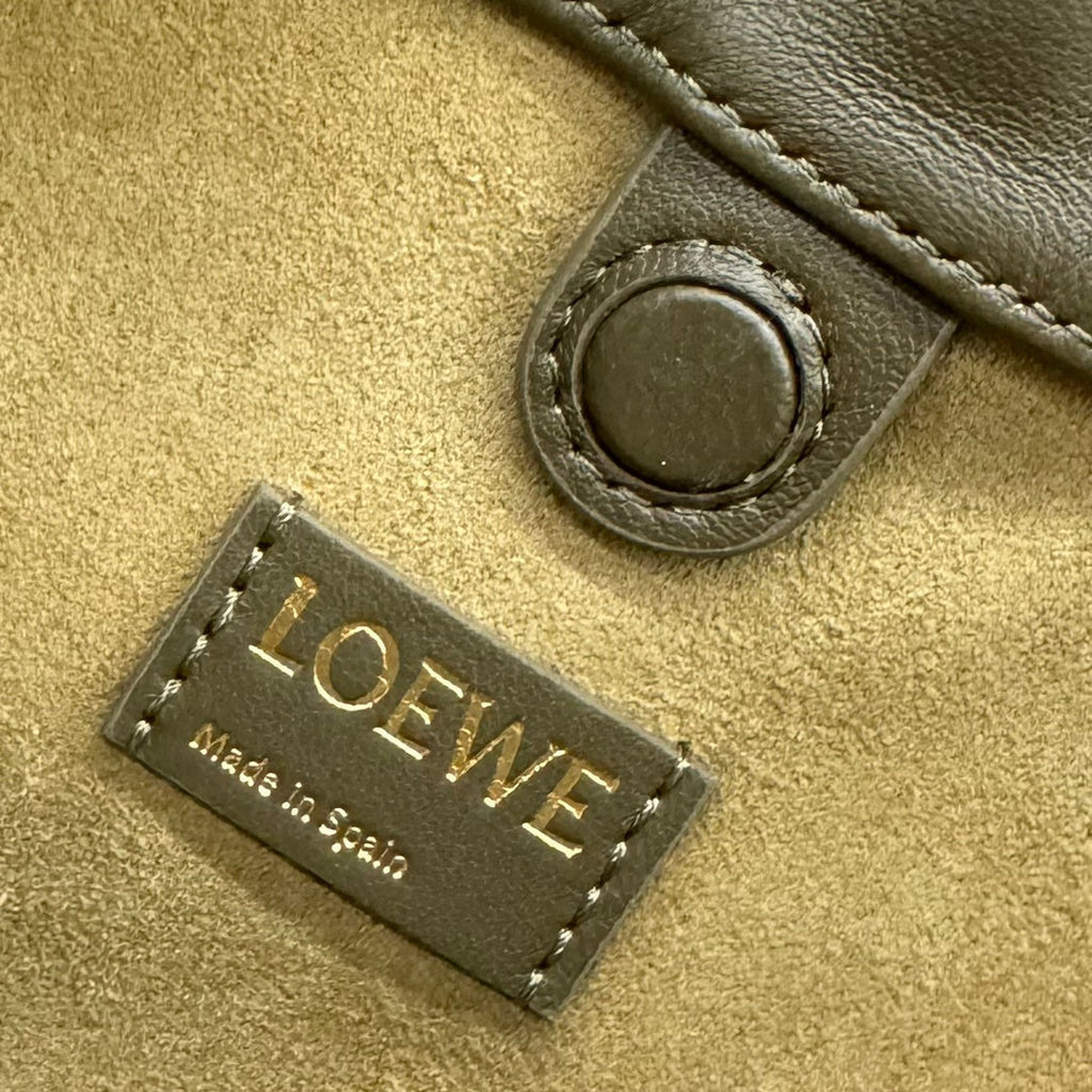LOEWE LOE 23 FLAMENCO PURSE BUCKET IN ARMY GREEN LAMBSKIN