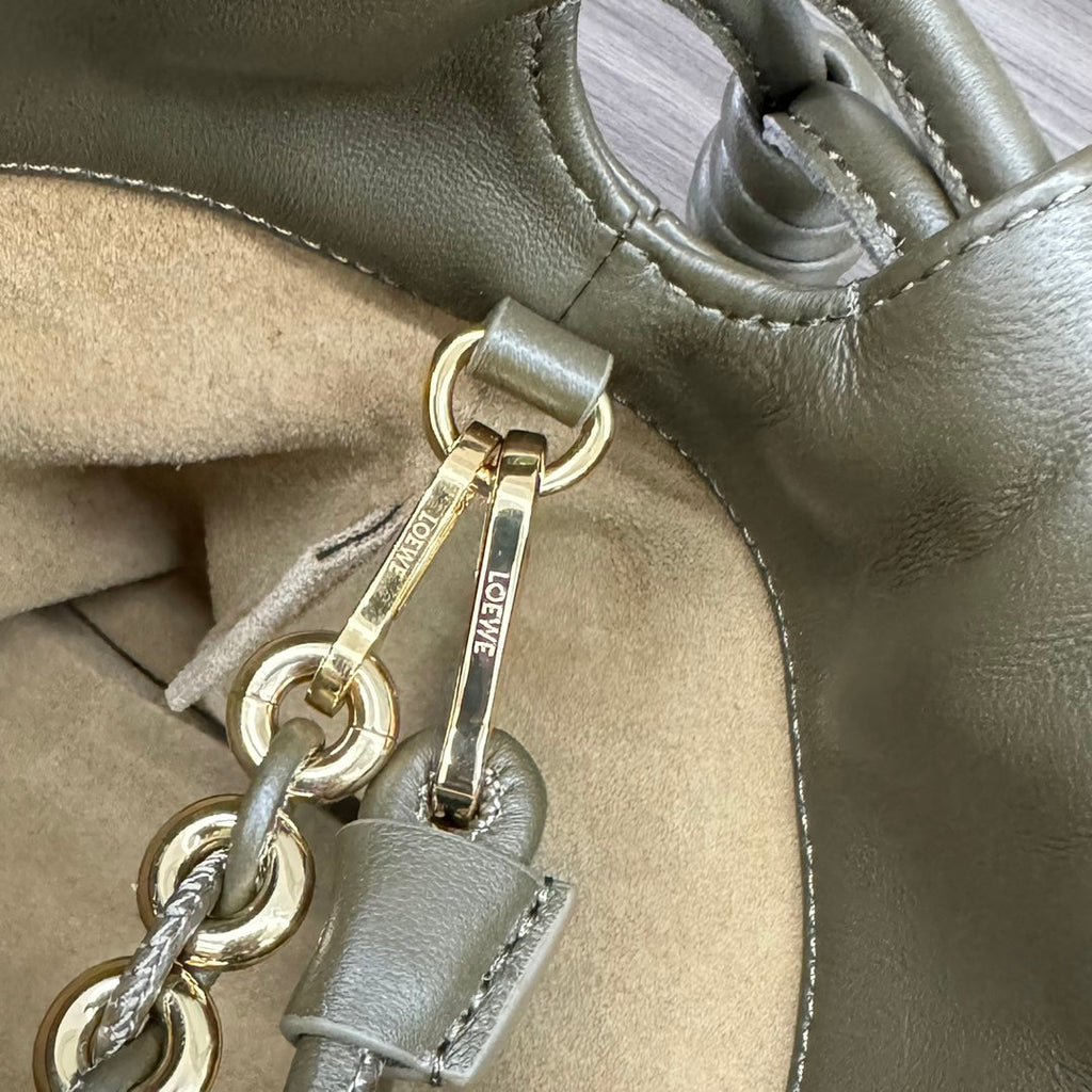 LOEWE LOE MEDIUM 30 FLAMENCO PURSE BUCKET IN ARMY GREEN LAMBSKIN