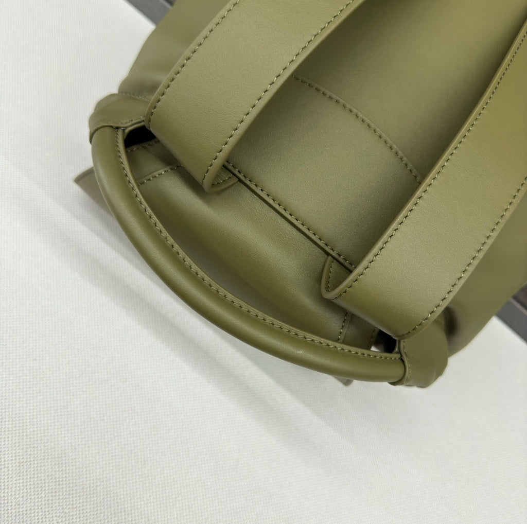 LOEWE FLAMENCO 40 BACKPACK IN CROCODILE GREEN SHINY SUPPLE CALFSKIN