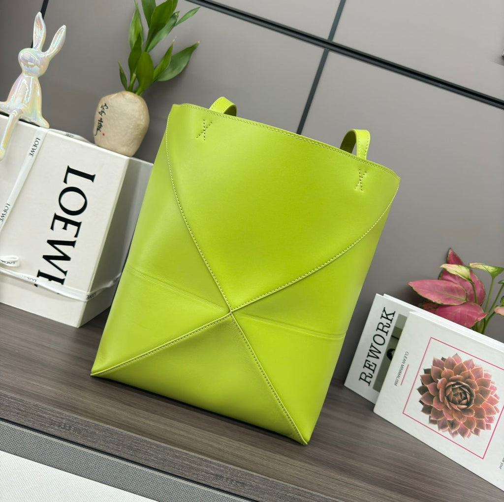 LOEWE LOE 31 FUZZLE FOLD IN GREEN CHARTREUSE CALFSKIN