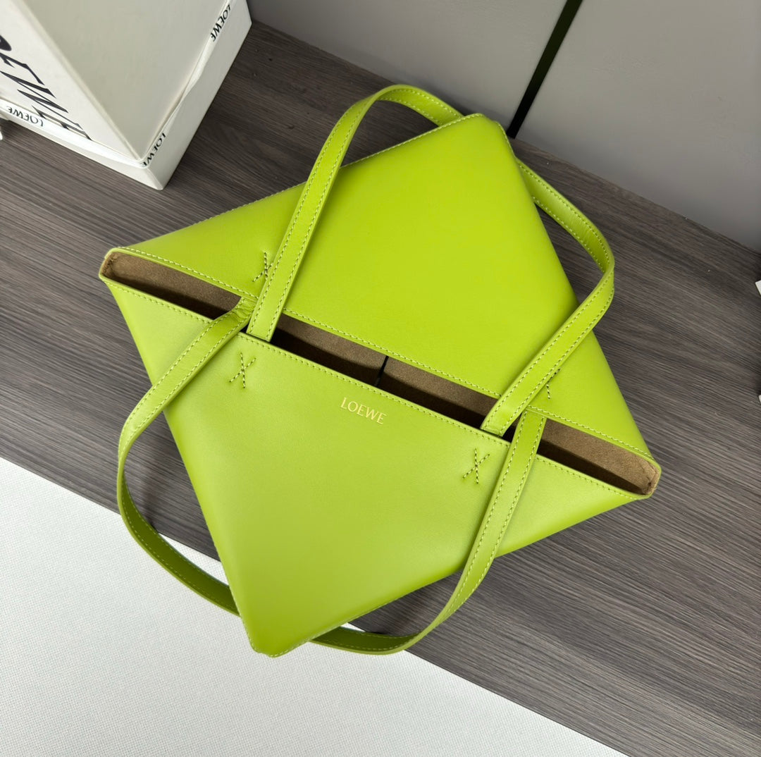 LOEWE LOE 31 FUZZLE FOLD IN GREEN CHARTREUSE CALFSKIN