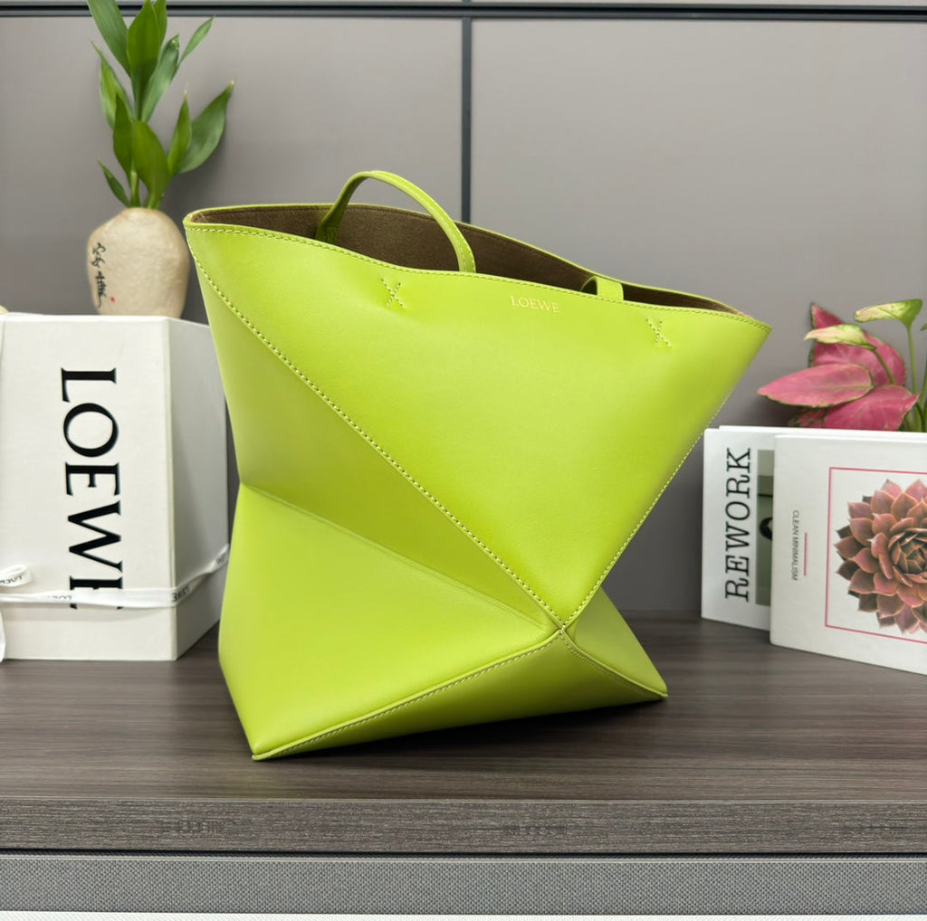 LOEWE LOE 31 FUZZLE FOLD IN GREEN CHARTREUSE CALFSKIN