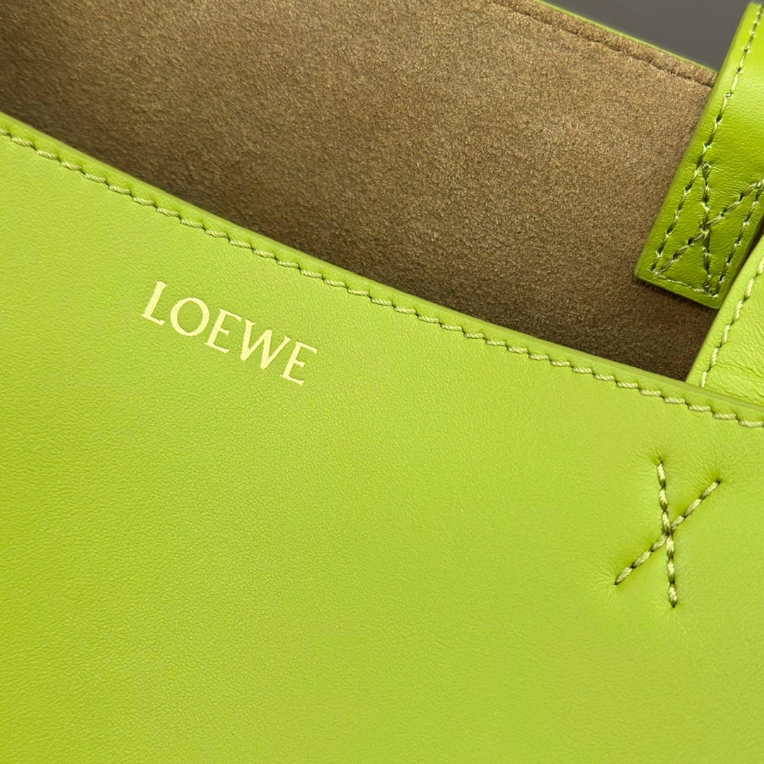LOEWE LOE 31 FUZZLE FOLD IN GREEN CHARTREUSE CALFSKIN