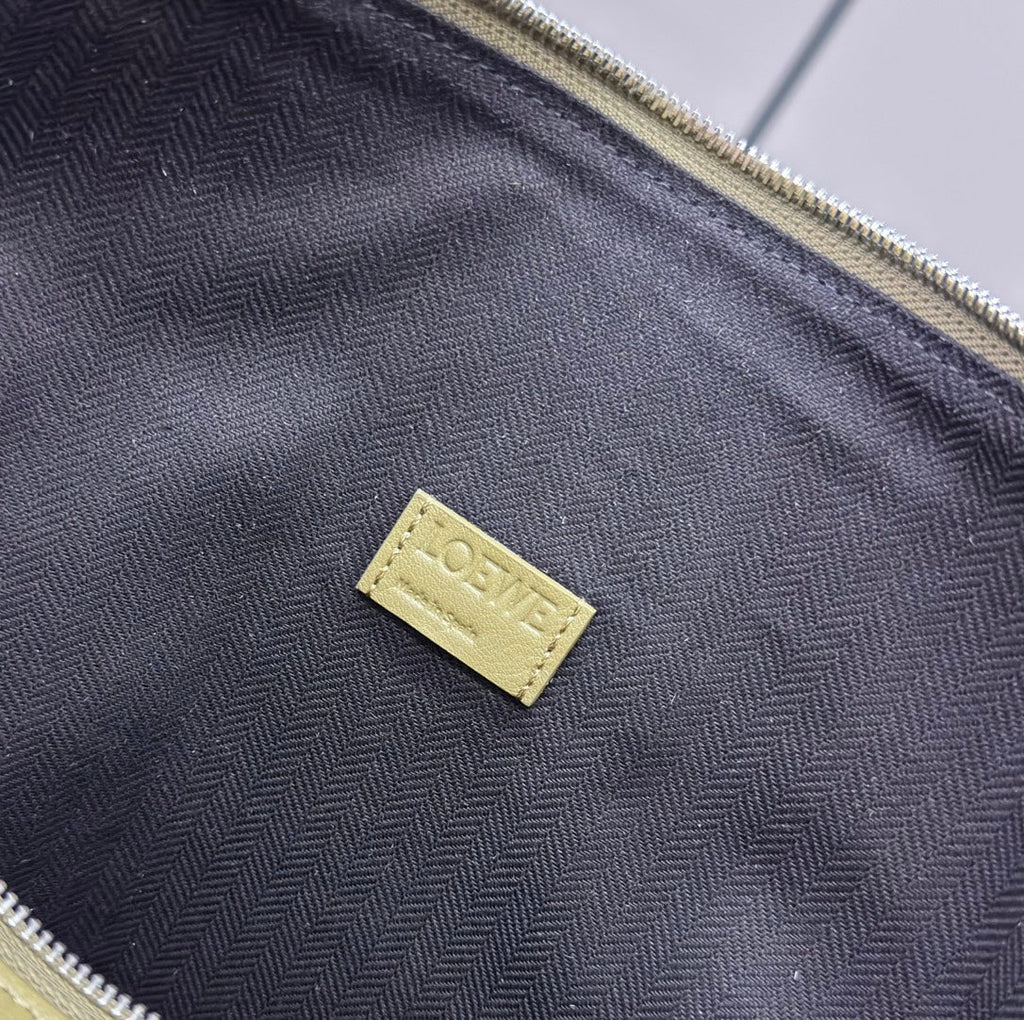 LOEWE CUBI CROSSBODY 44 BAG IN OLIVE GREEN SMOOTH CALFSKIN AND JACQUARD