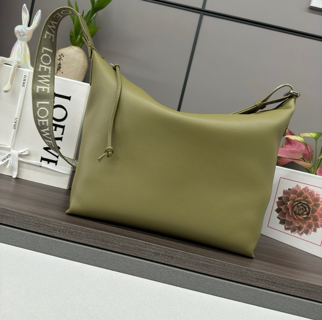 LOEWE CUBI CROSSBODY 44 BAG IN OLIVE GREEN SMOOTH CALFSKIN AND JACQUARD