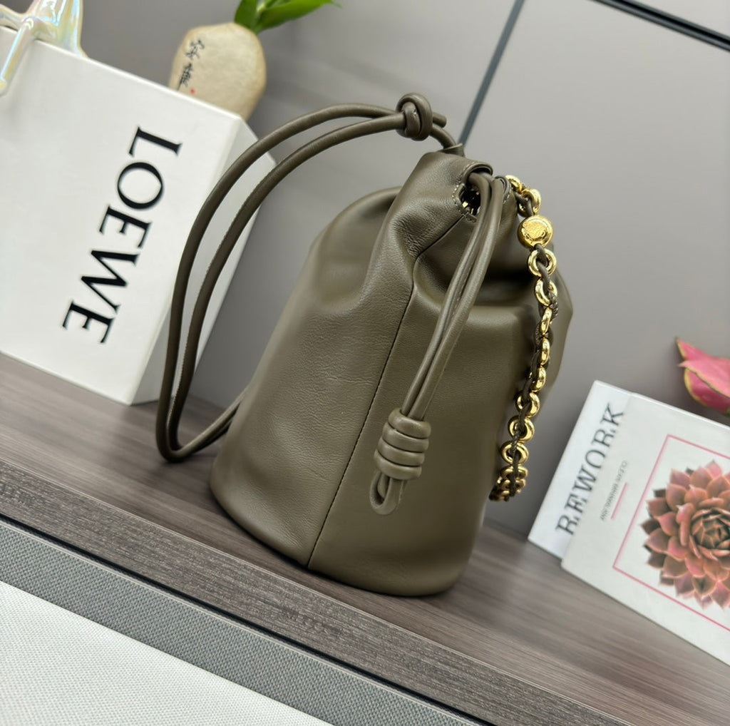 LOEWE LOE 32 FLAMENCO PURSE BUCKET IN ARMY GREEN LAMBSKIN