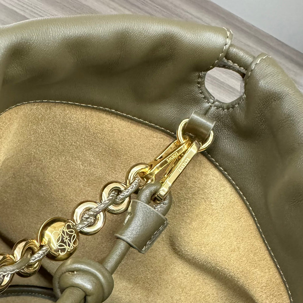 LOEWE LOE 32 FLAMENCO PURSE BUCKET IN ARMY GREEN LAMBSKIN