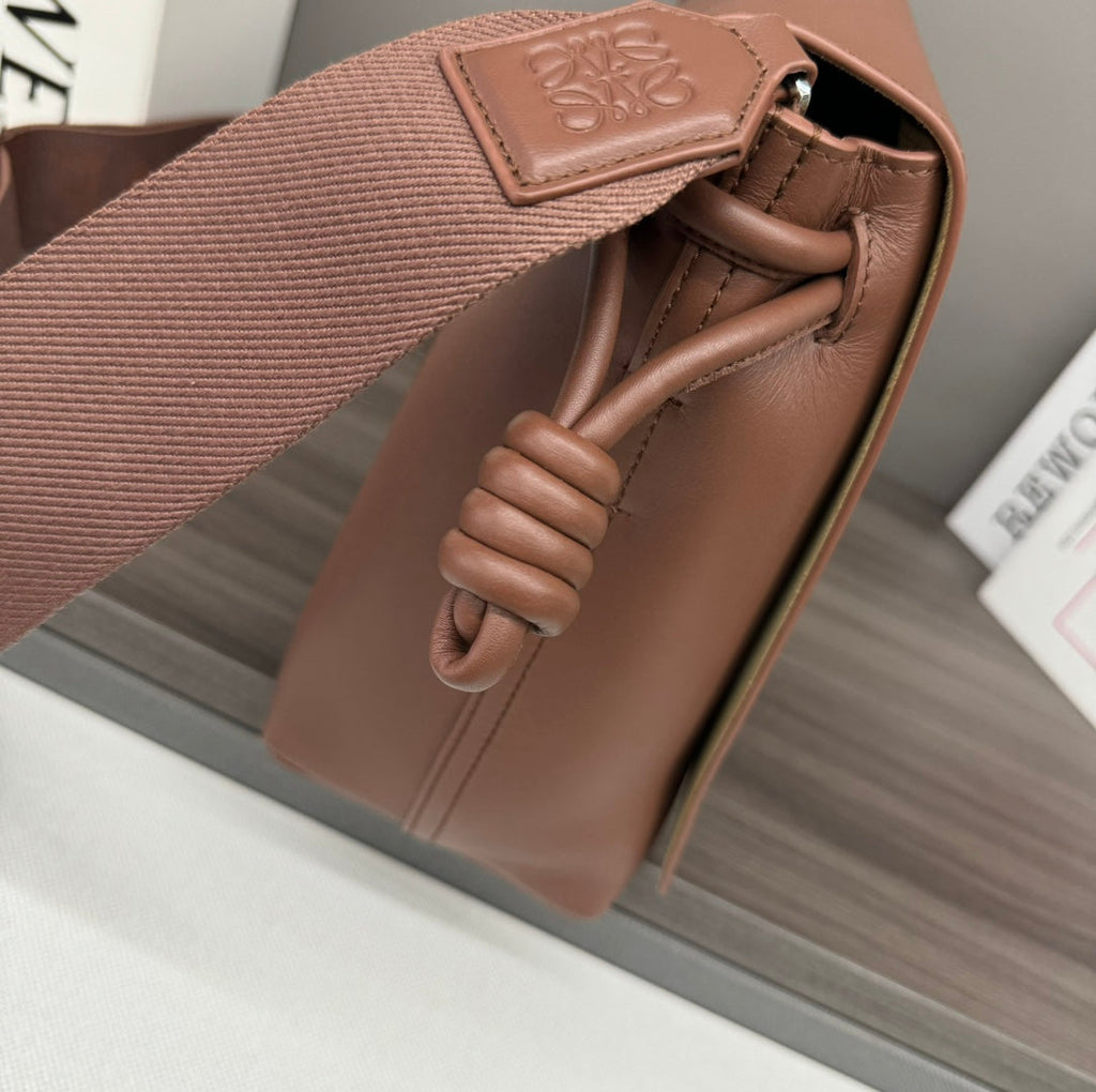 LOEWE FLAMENCO SATCHEL 34 IN PECAN BROWN SHINY SUPPLE CALFSKIN