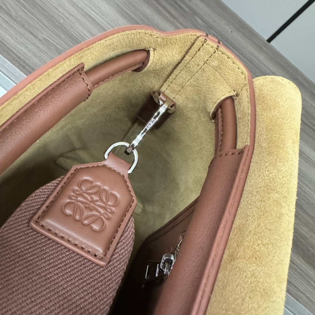 LOEWE FLAMENCO SATCHEL 34 IN PECAN BROWN SHINY SUPPLE CALFSKIN
