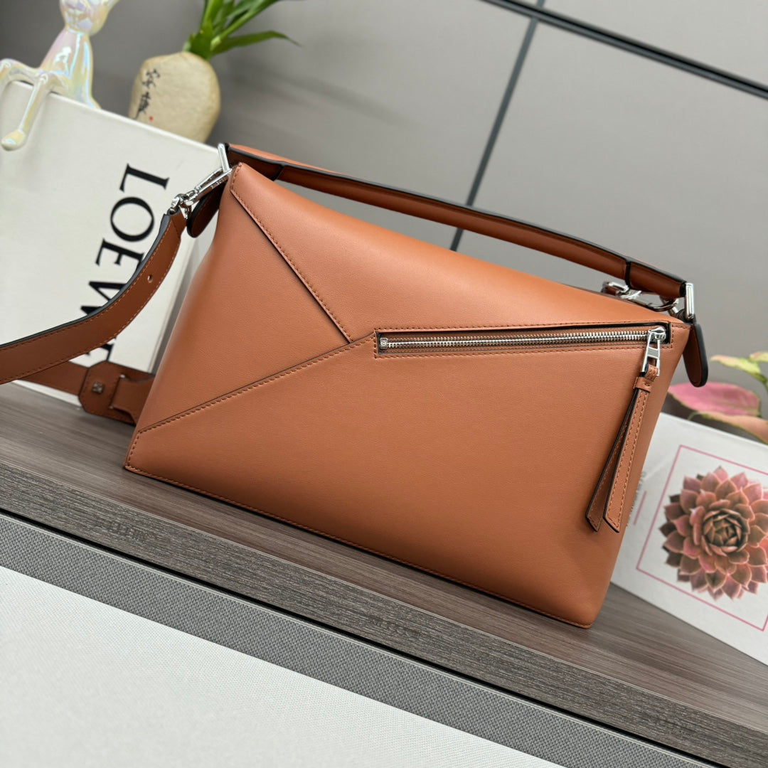 LOEWE LOE PUZZLE 33 BAG IN BRONZE BROWN CALFSKIN