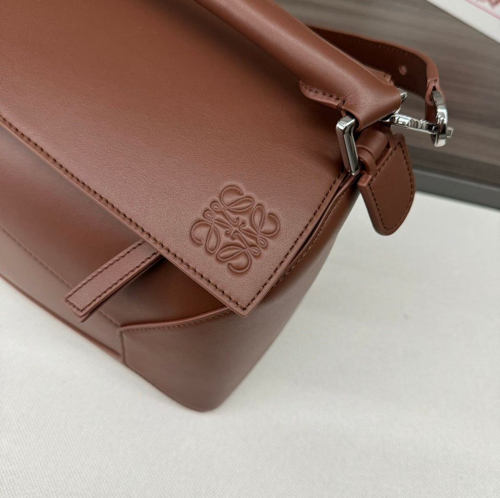 LOEWE LOE PUZZLE 33 BAG IN PENNY BROWN CALFSKIN