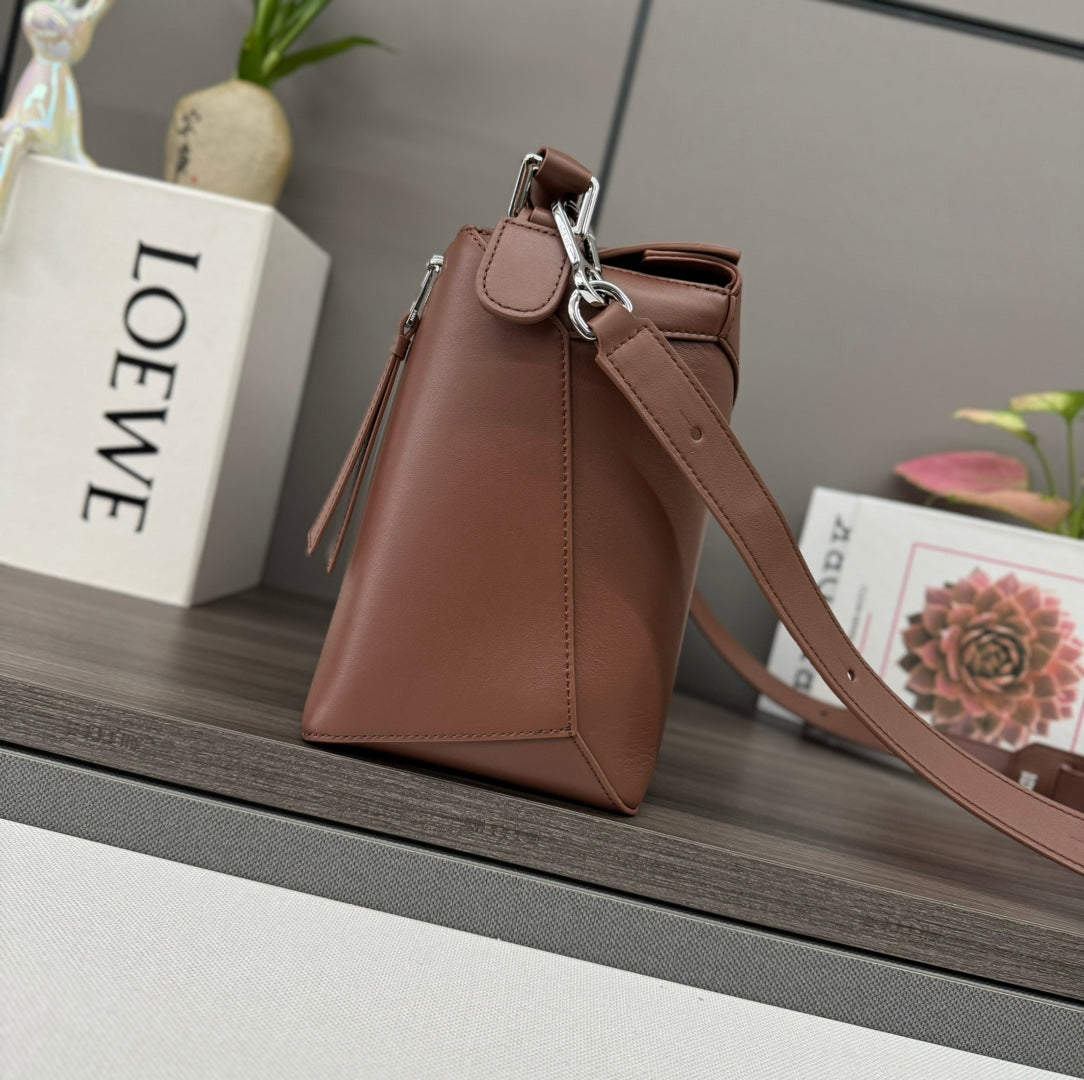LOEWE LOE PUZZLE 33 BAG IN PENNY BROWN CALFSKIN