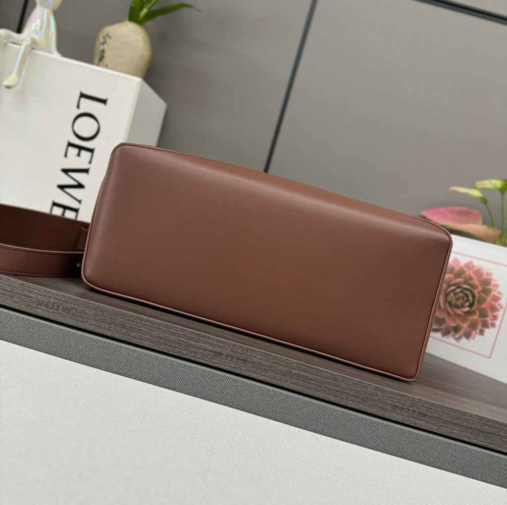 LOEWE LOE PUZZLE 33 BAG IN PENNY BROWN CALFSKIN