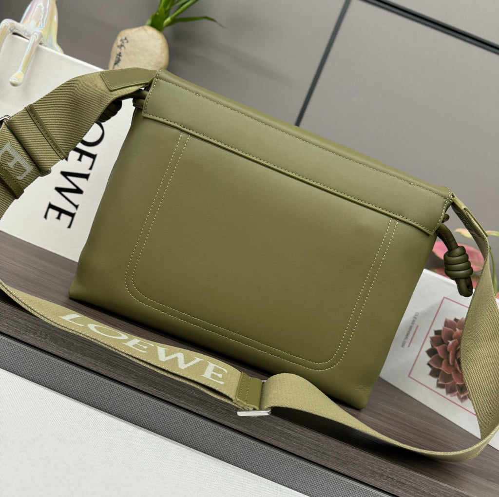 LOEWE FLAMENCO SATCHEL 34 IN ARMY GREEN SHINY SUPPLE CALFSKIN