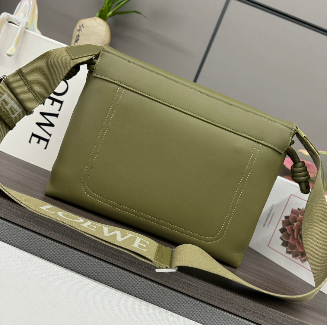 LOEWE FLAMENCO SATCHEL 34 IN ARMY GREEN SHINY SUPPLE CALFSKIN