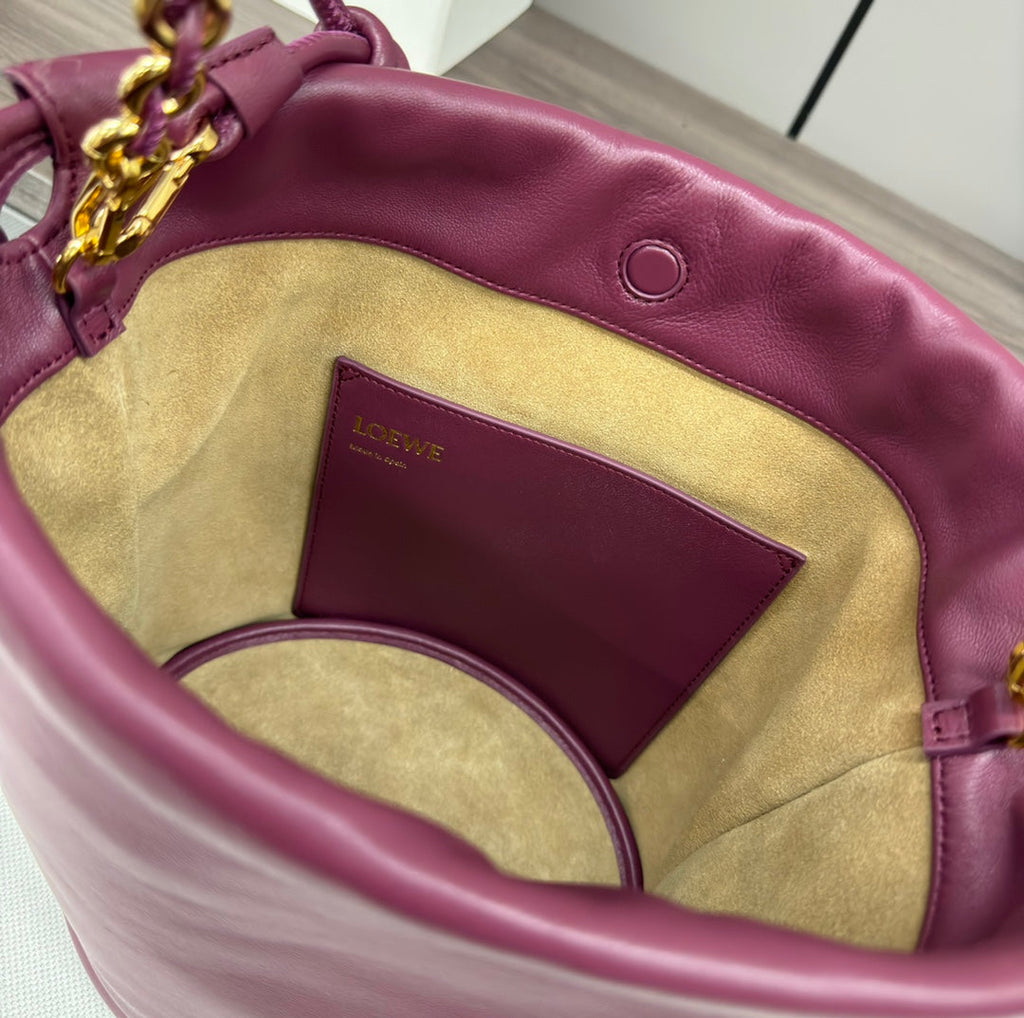 LOEWE LOE 32 FLAMENCO PURSE BUCKET IN PLUM PURPLE LAMBSKIN