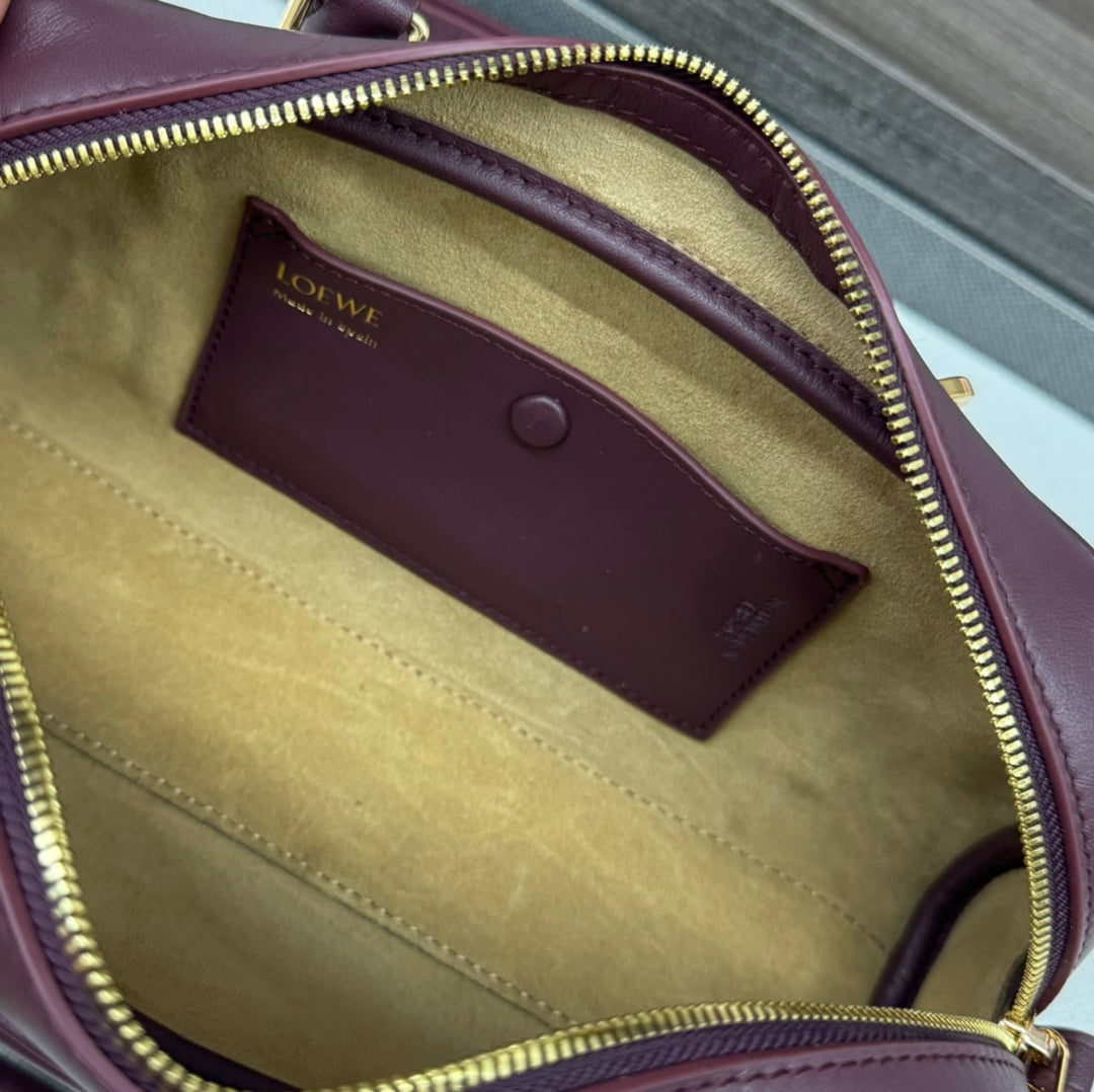 LOEWE AMAZONA 23 CROPPED BAG IN SANGRIA PURPLE SOFT GRAINED CALFSKIN