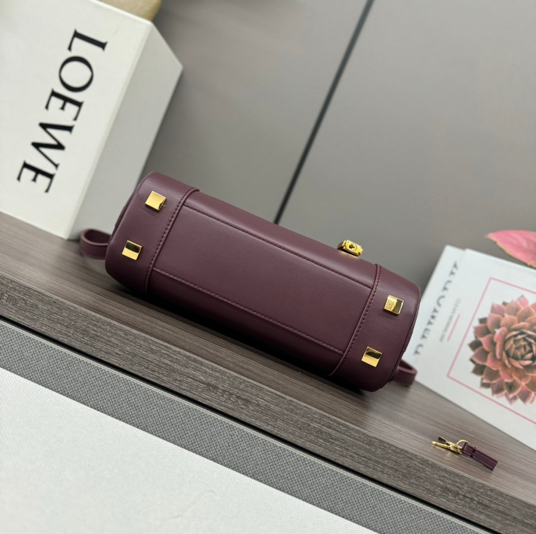 LOEWE AMAZONA 23 CROPPED BAG IN SANGRIA PURPLE SOFT GRAINED CALFSKIN