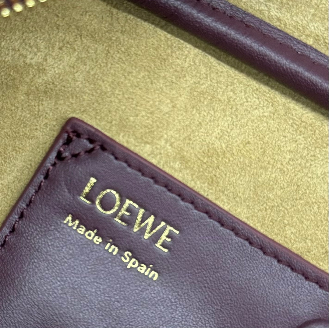 LOEWE AMAZONA 23 CROPPED BAG IN SANGRIA PURPLE SOFT GRAINED CALFSKIN