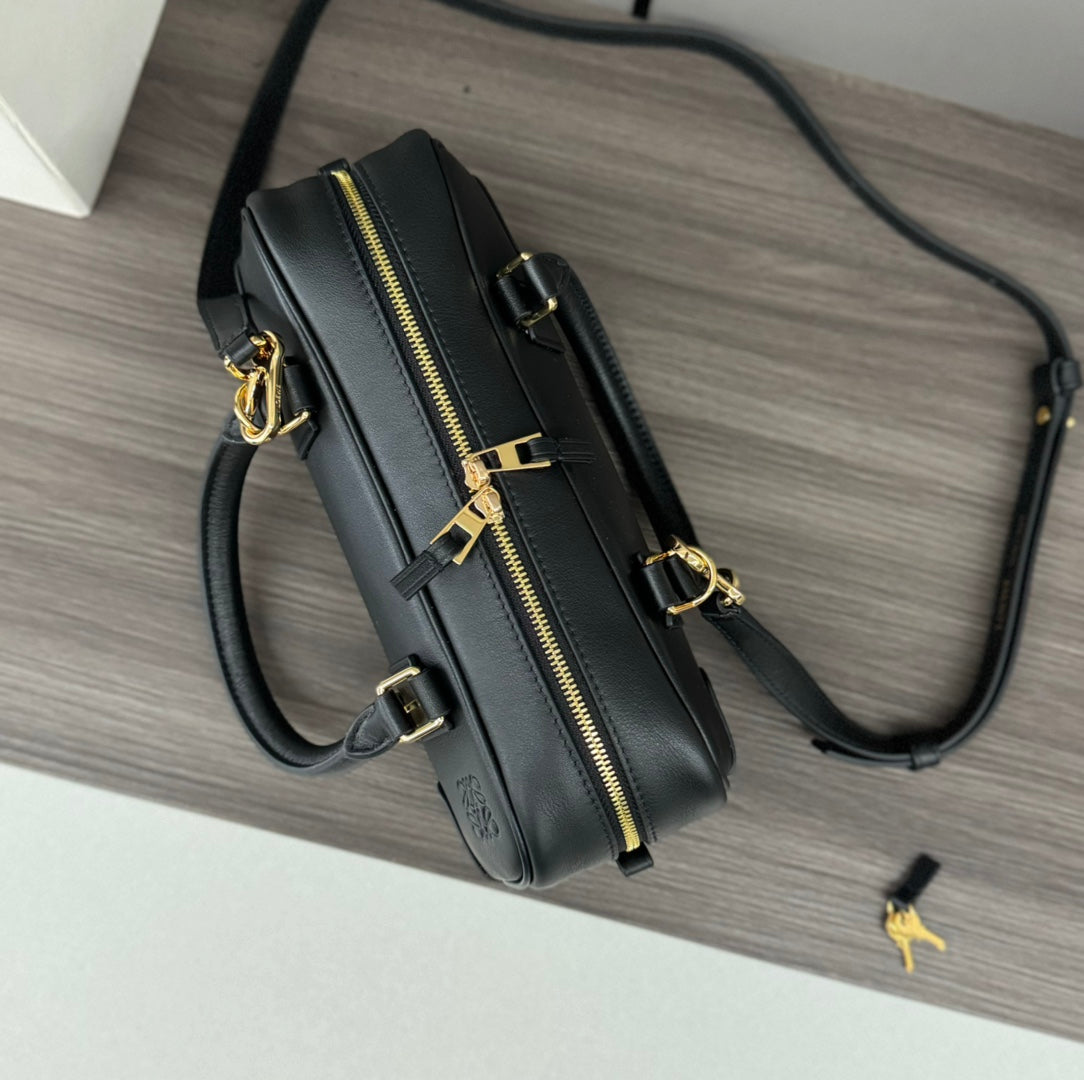 LOEWE AMAZONA 23 CROPPED BAG IN BLACK SOFT GRAINED CALFSKIN