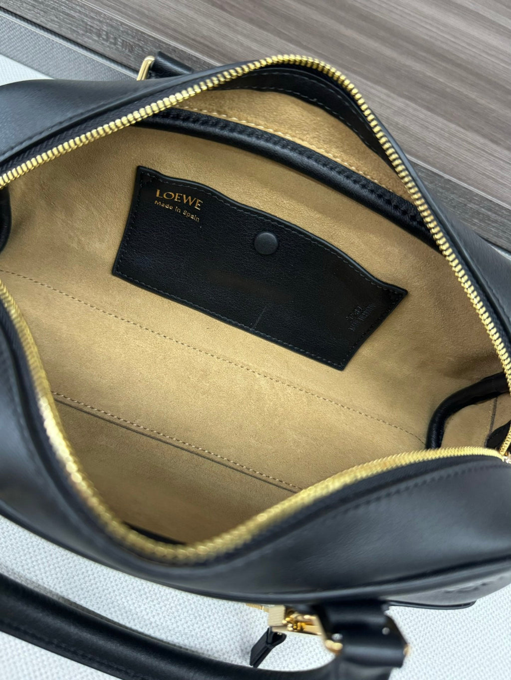 LOEWE AMAZONA 23 CROPPED BAG IN BLACK SOFT GRAINED CALFSKIN
