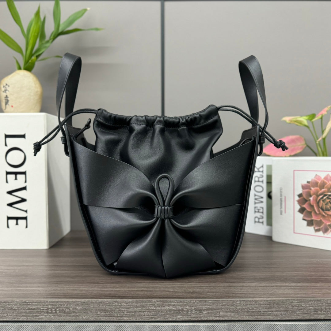 LOEWE LOE 27 HAMMOCK COMPACT BAG IN BLACK CALFSKIN