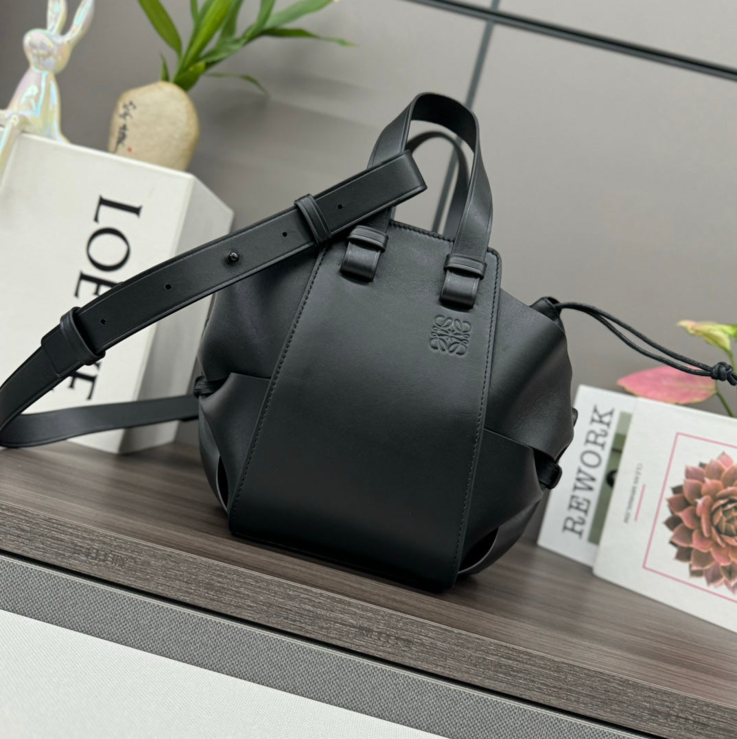 LOEWE LOE 27 HAMMOCK COMPACT BAG IN BLACK CALFSKIN