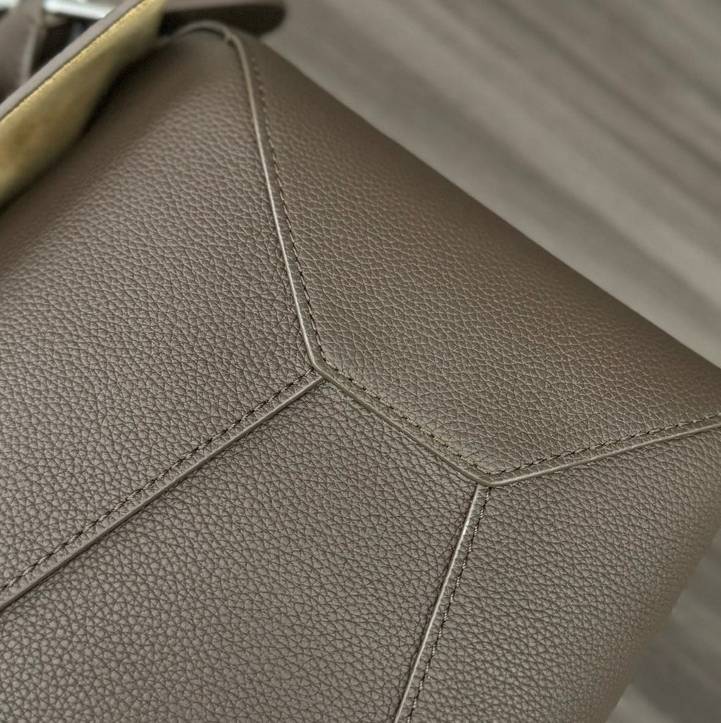 LOEWE LOE PUZZLE 33 BAG IN WENGE BROWN CALFSKIN