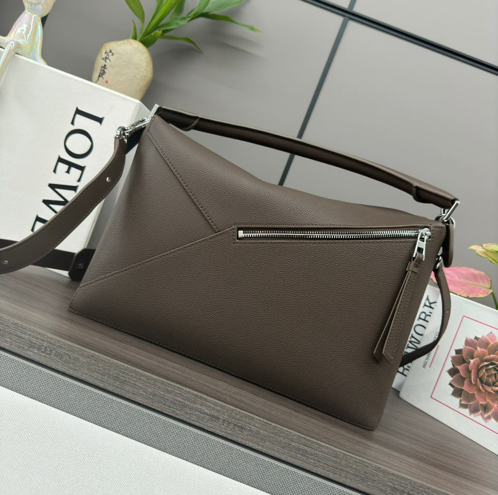 LOEWE LOE PUZZLE 33 BAG IN WENGE BROWN CALFSKIN