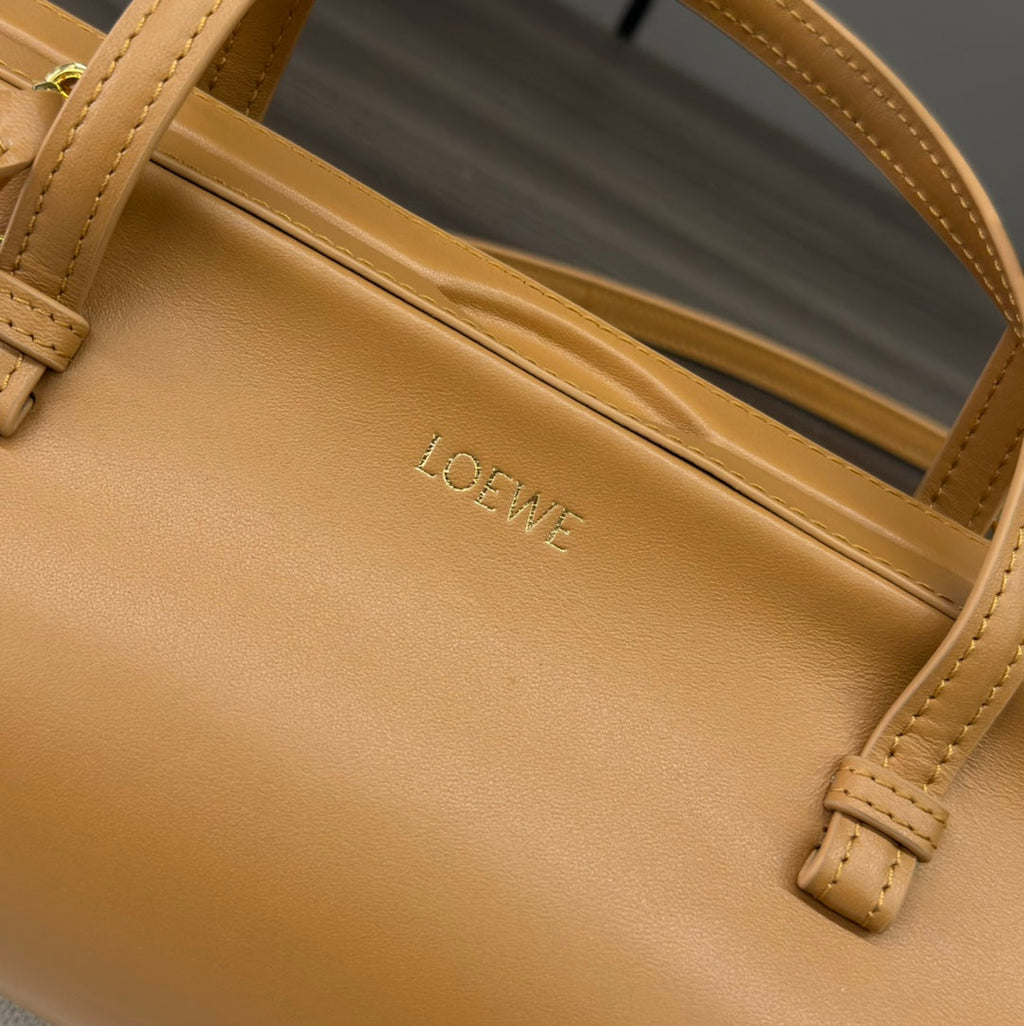 LOEWE CYLINDER BAG 25 IN PEANUT BROWN CALFSKIN