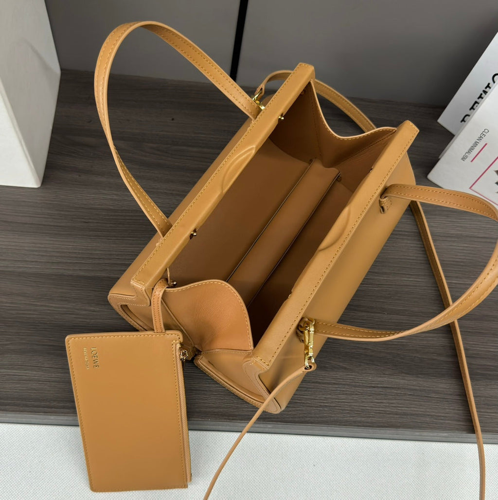 LOEWE CYLINDER BAG 25 IN PEANUT BROWN CALFSKIN