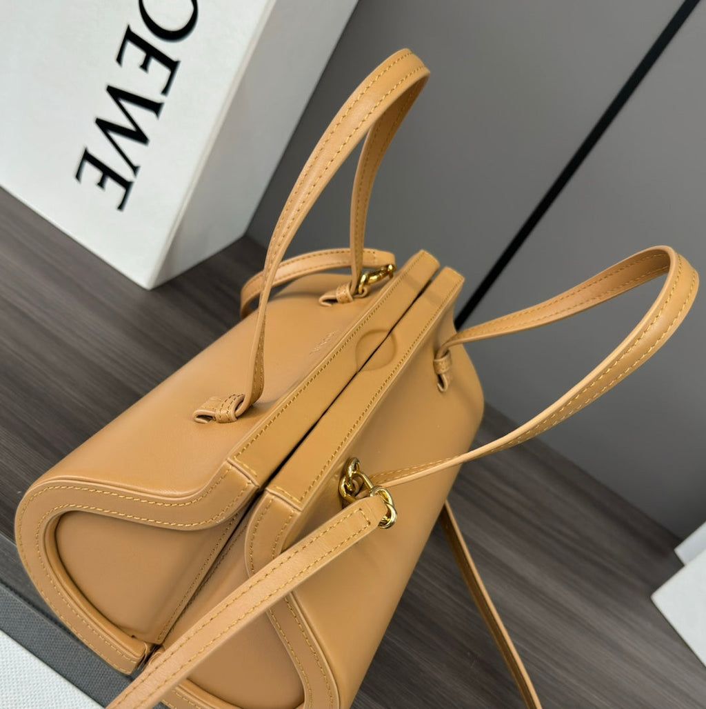 LOEWE CYLINDER BAG 25 IN PEANUT BROWN CALFSKIN