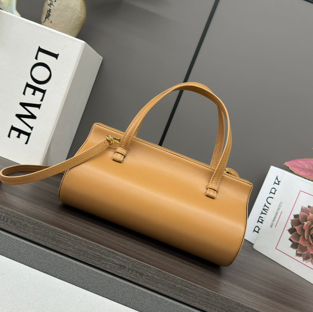 LOEWE CYLINDER BAG 25 IN PEANUT BROWN CALFSKIN