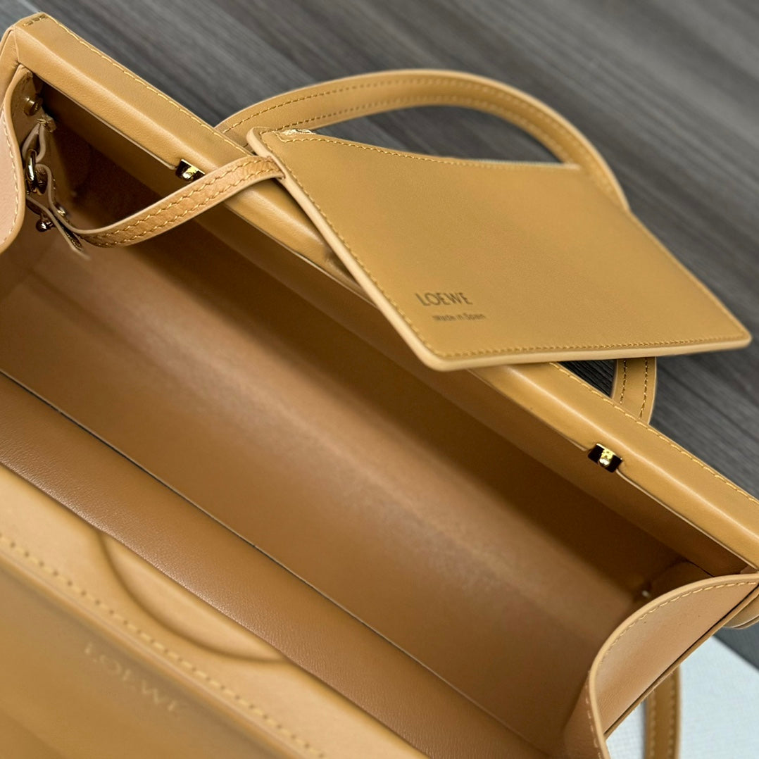 LOEWE CYLINDER BAG 25 IN PEANUT BROWN CALFSKIN