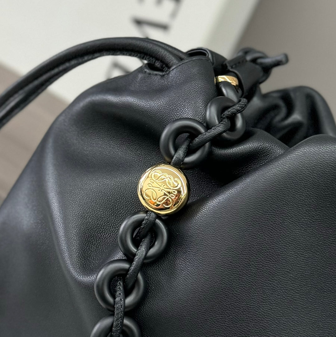 LOEWE LOE LARGE 41 FLAMENCO PURSE BUCKET IN BLACK LAMBSKIN