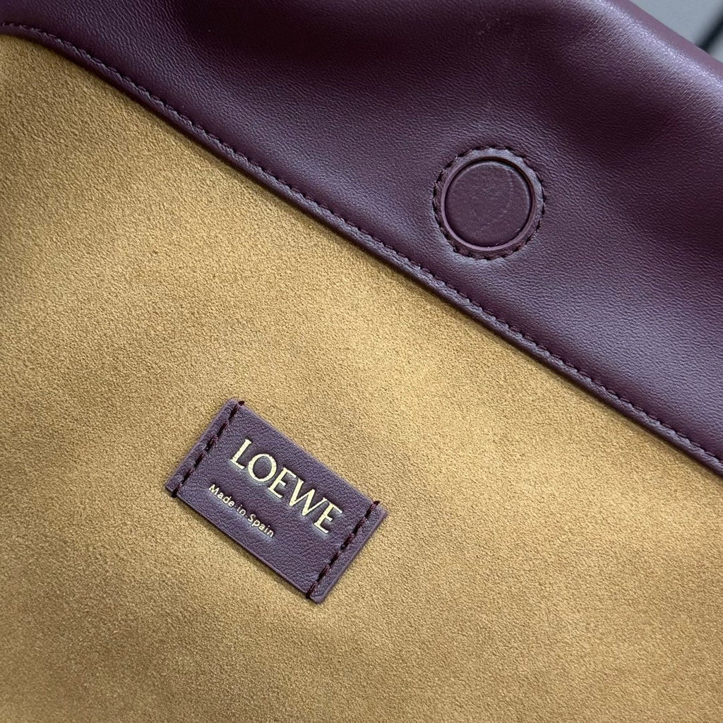 LOEWE LOE LARGE 41 FLAMENCO PURSE BUCKET IN WINE PURPLE LAMBSKIN GOLD HARDWARE