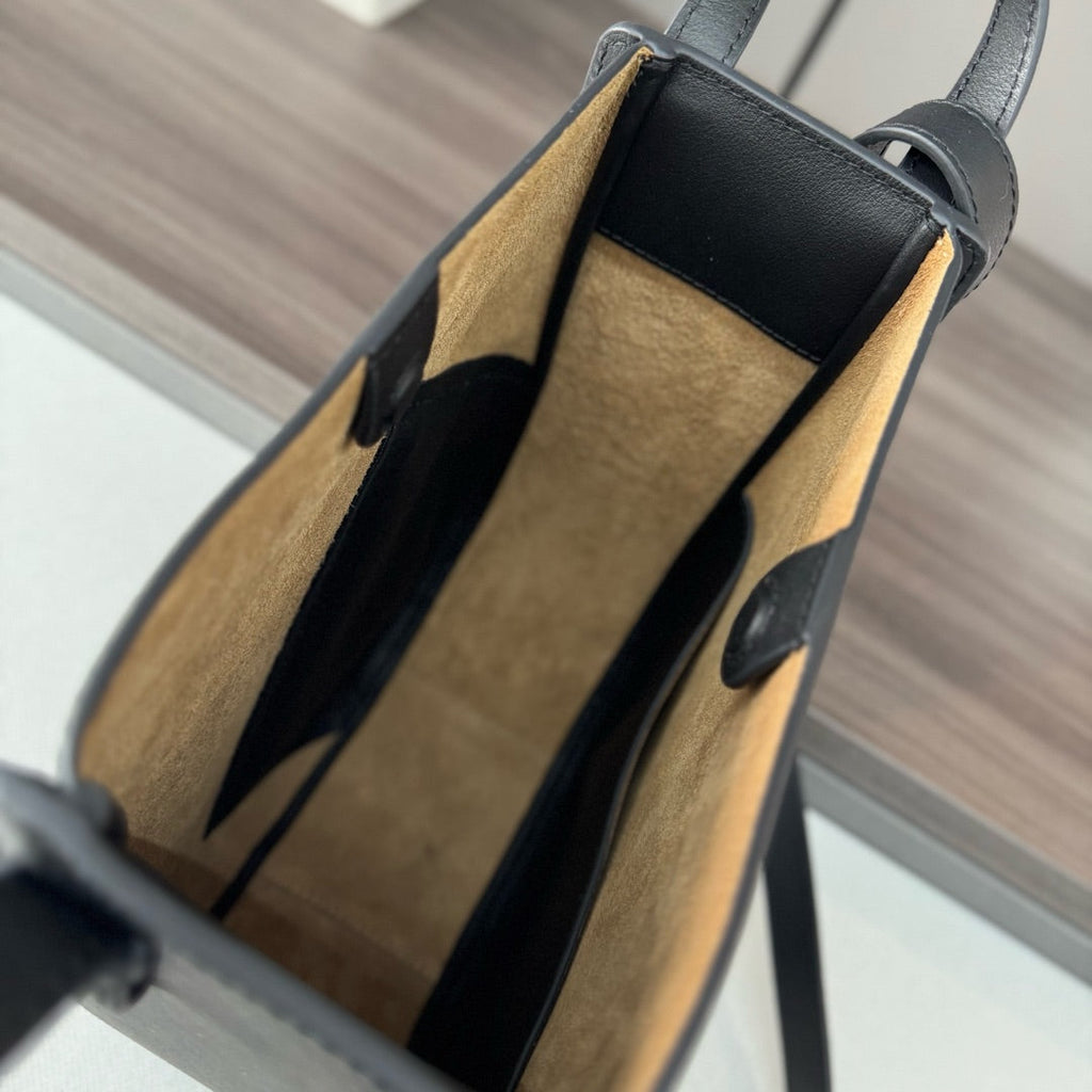 LOEWE HAMMOCK SLICE 25 BAG IN BLACK SHINY CALFSKIN