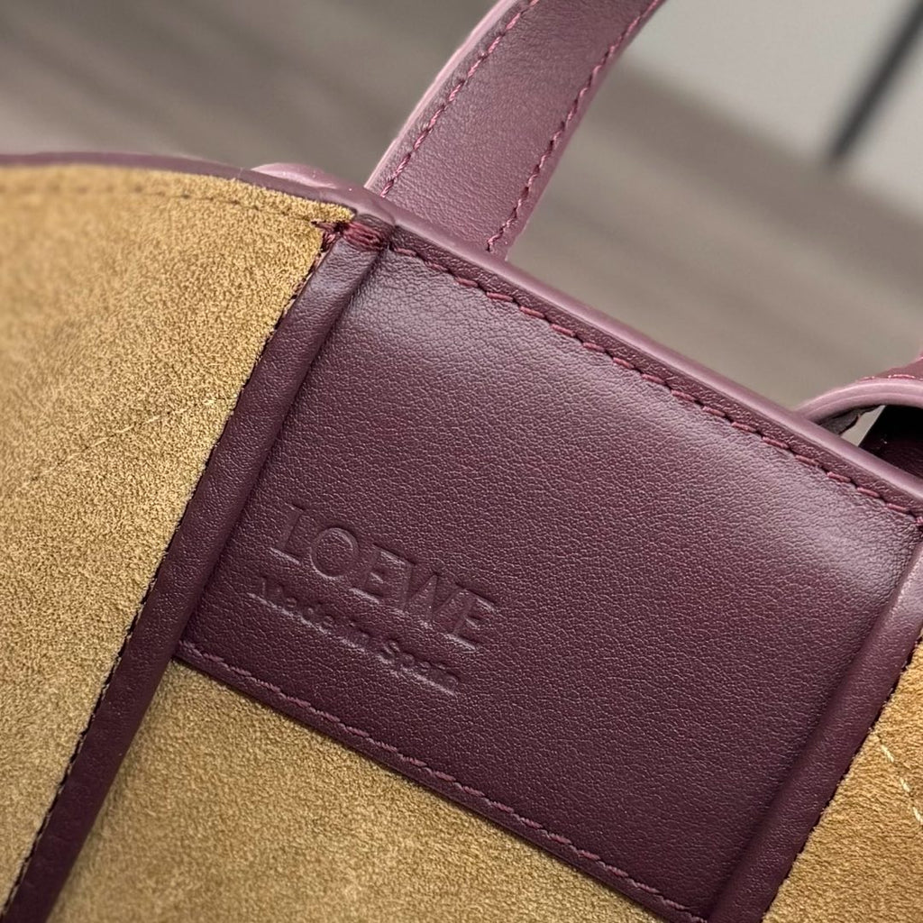 LOEWE HAMMOCK SLICE 25 BAG IN PLUM PURPLE SHINY CALFSKIN