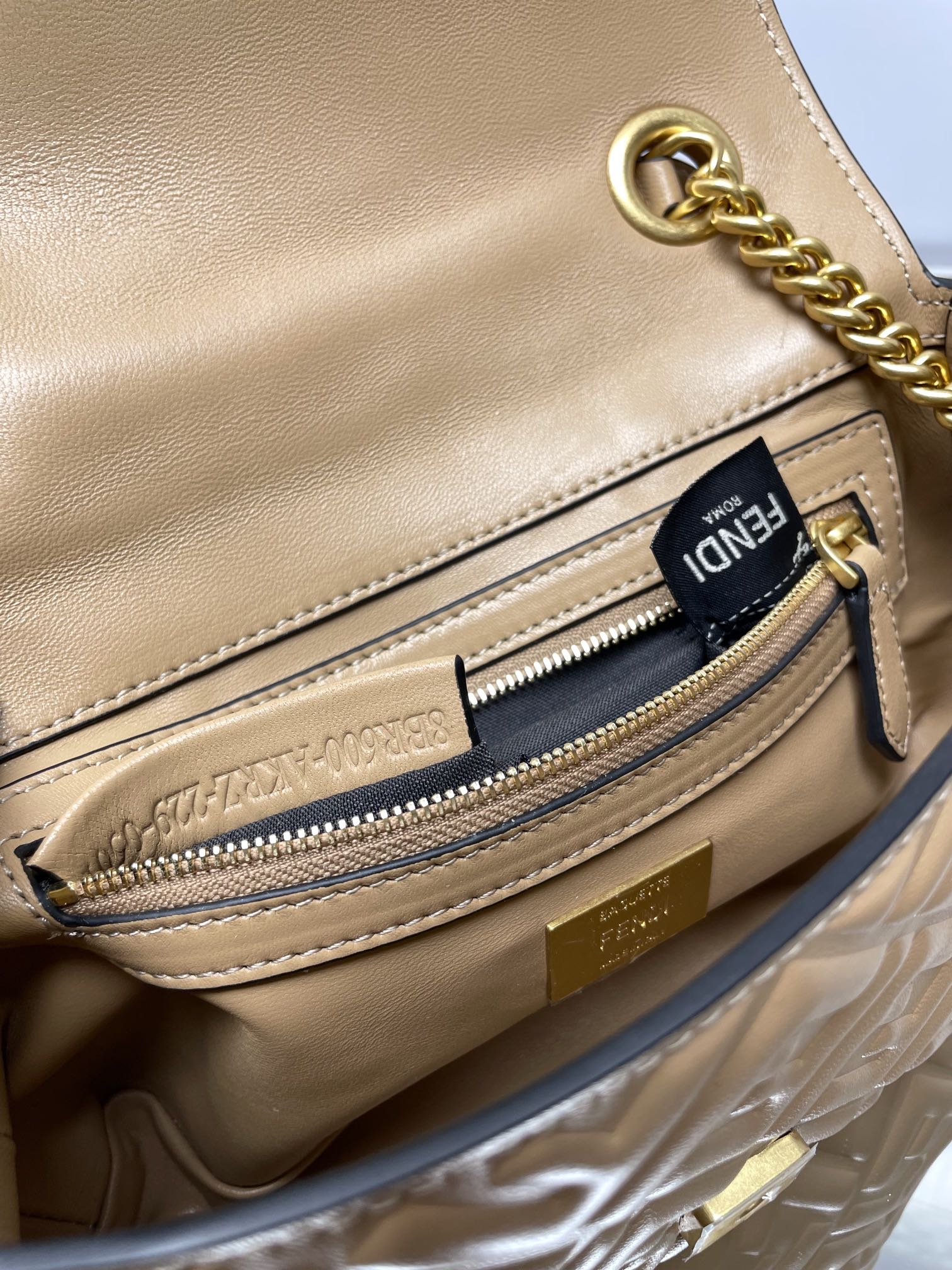 FENDI Fend Baguette 24 Bag With FF Motif Beige Leather Ghw
