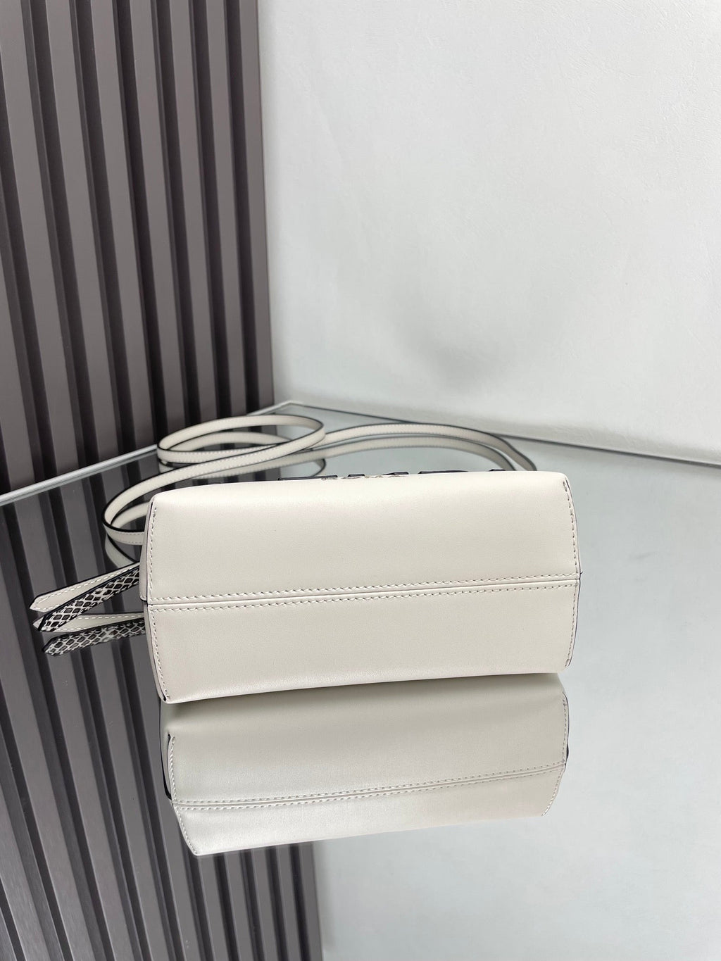 FENDI BY THE WAY MINI 18 IN WHITE LAMBSKIN GOLD HARDWARE