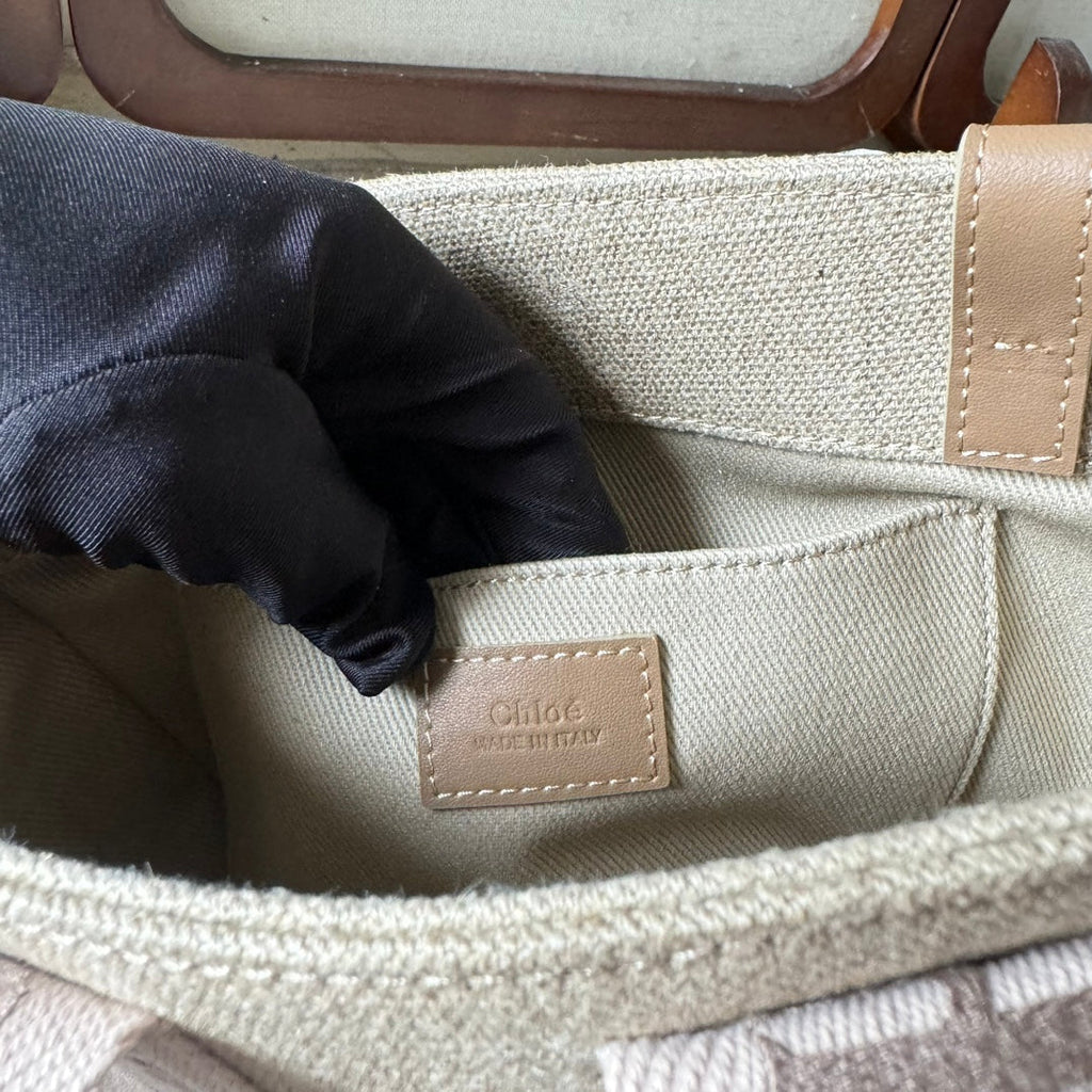 CHLOE SMALL WOODY TOTE BAG 26.5 IN BEIGE LINEN CANVAS LIGHT PINK WEBBING LOGO EMBROIDERY