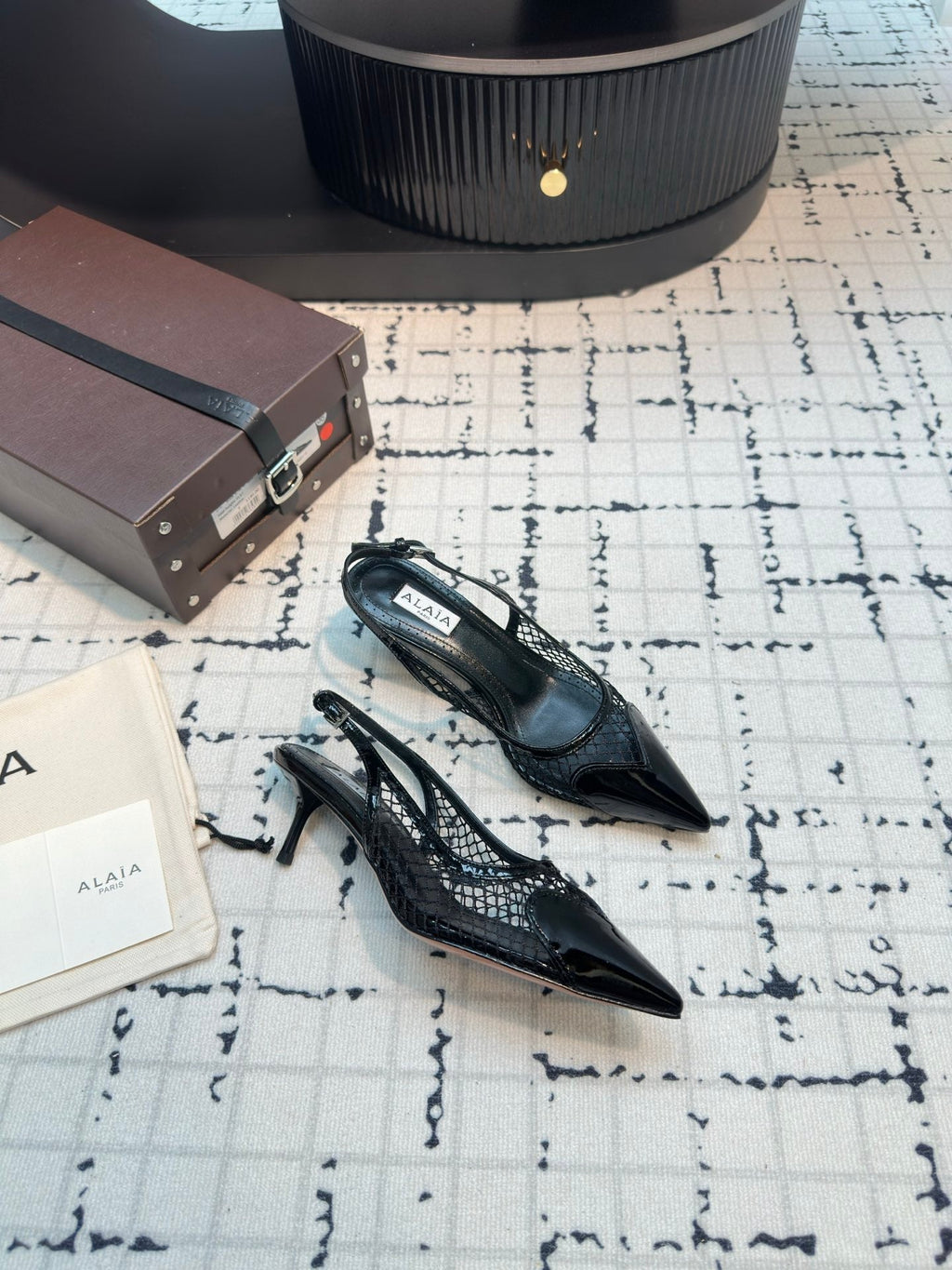 ALAIA SLINGBACKS 5 CM IN BLACK CALFSKIN WITH MESH
